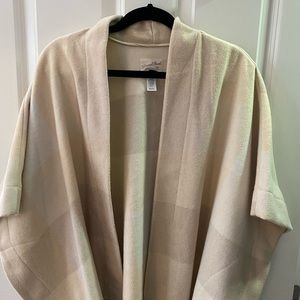 women's poncho